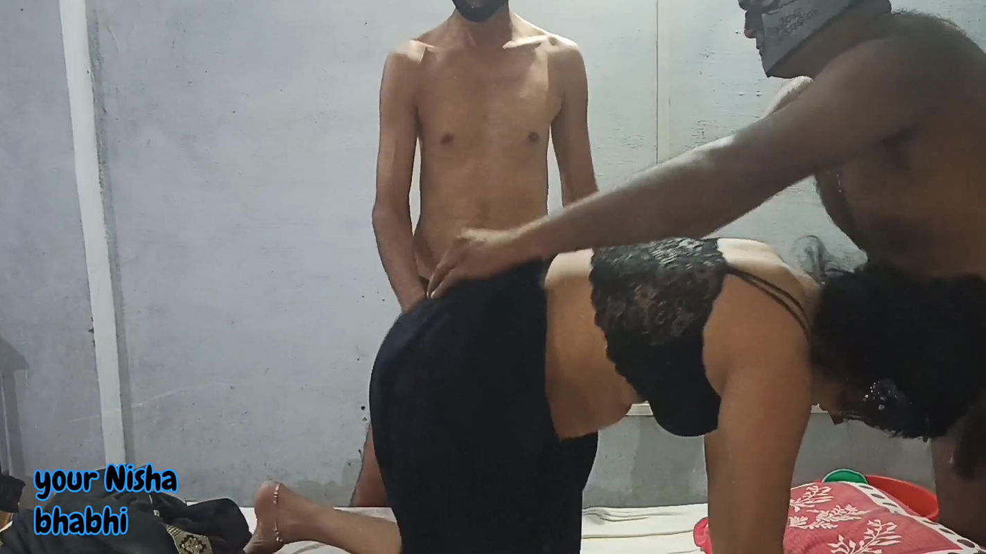 Nisha bhabhi ki mote land se gand ki chudai