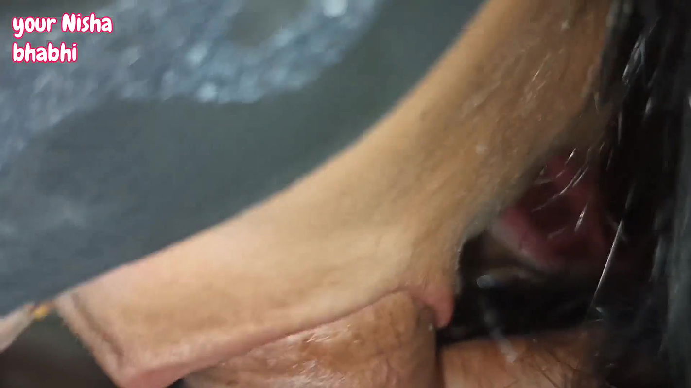 Sawteli bahen ne land chusai and Gand me land pada to chikh