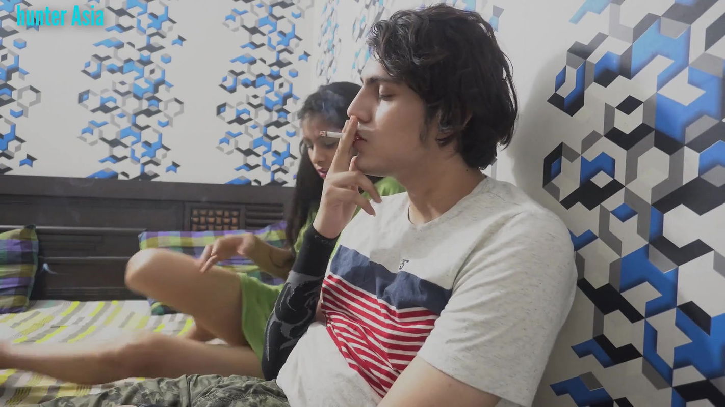 After Smoke session , gives Footjob and made hunter Cum 2 times , Creampie