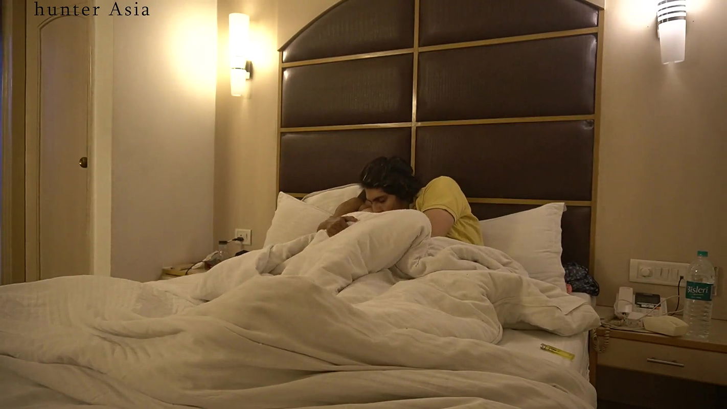 After smoking weed , Camel having good fuck with hunter , Cum on Ass