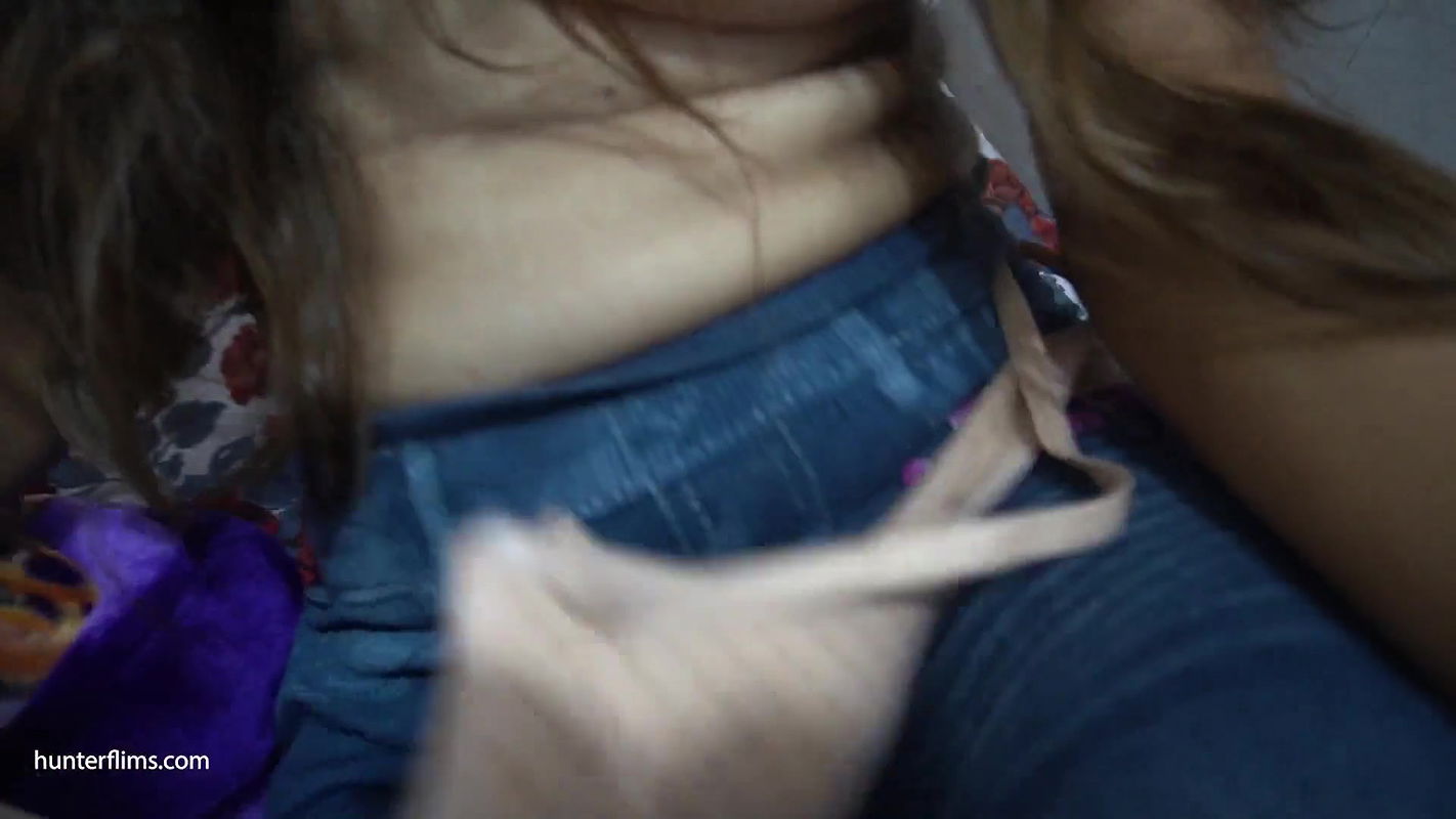 hunter Asia – Camel wet pussy made hunter Cum 2 times.