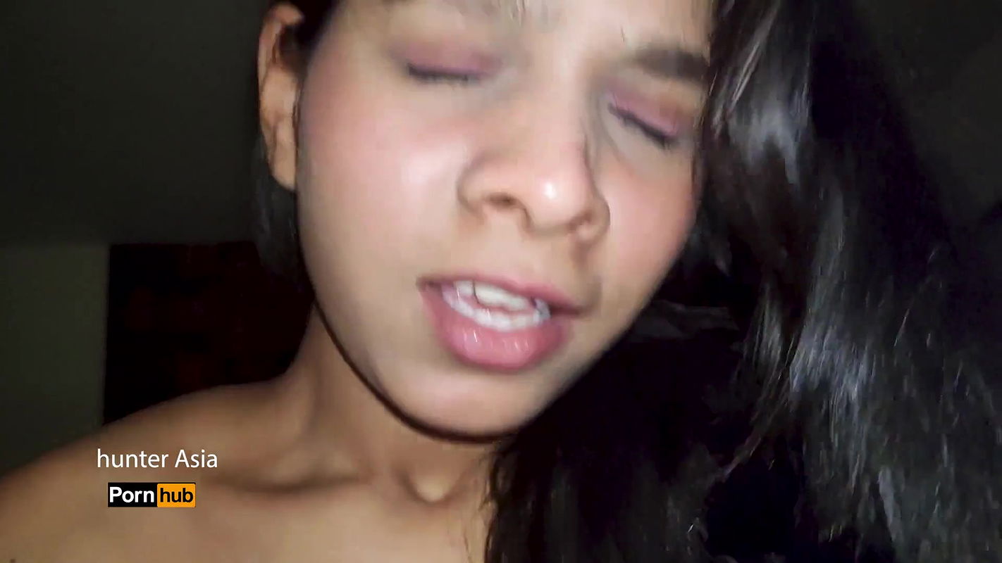 Stranger Girl Kissing Me In The Elevator & Fucked in her Hotel Room