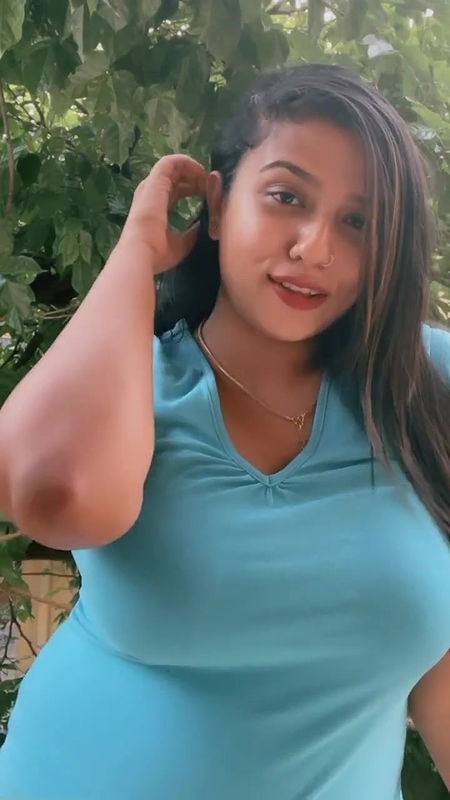 Cute malayali chubby girl huge breasts in blue tshirt