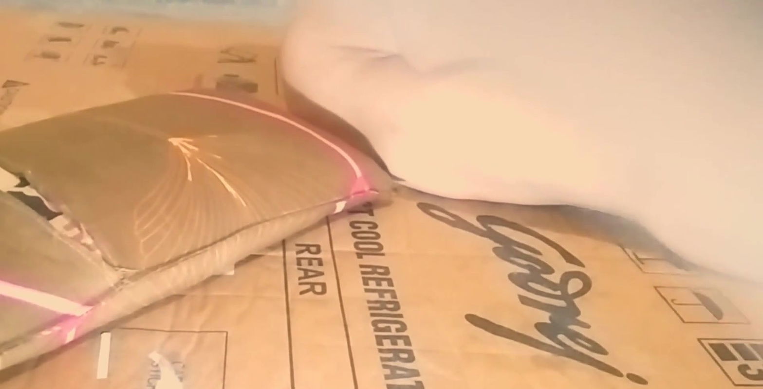 Bhabhi smoking alone and pussy finger