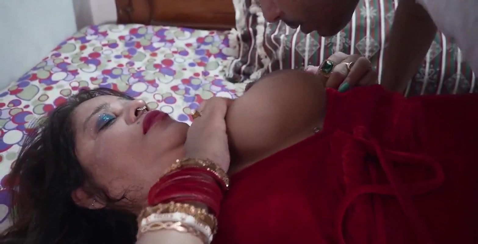 Big boobs and a sexy lady sister-in-law want to experience their first sexual desire