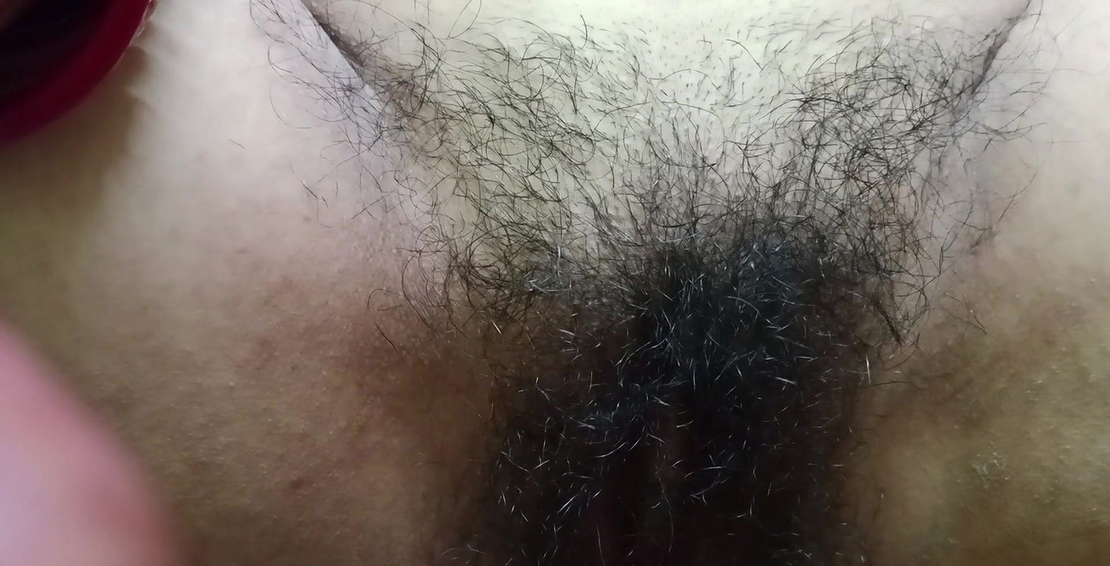 Desi wife’s pussy saving with her husband -sexy hot pussy