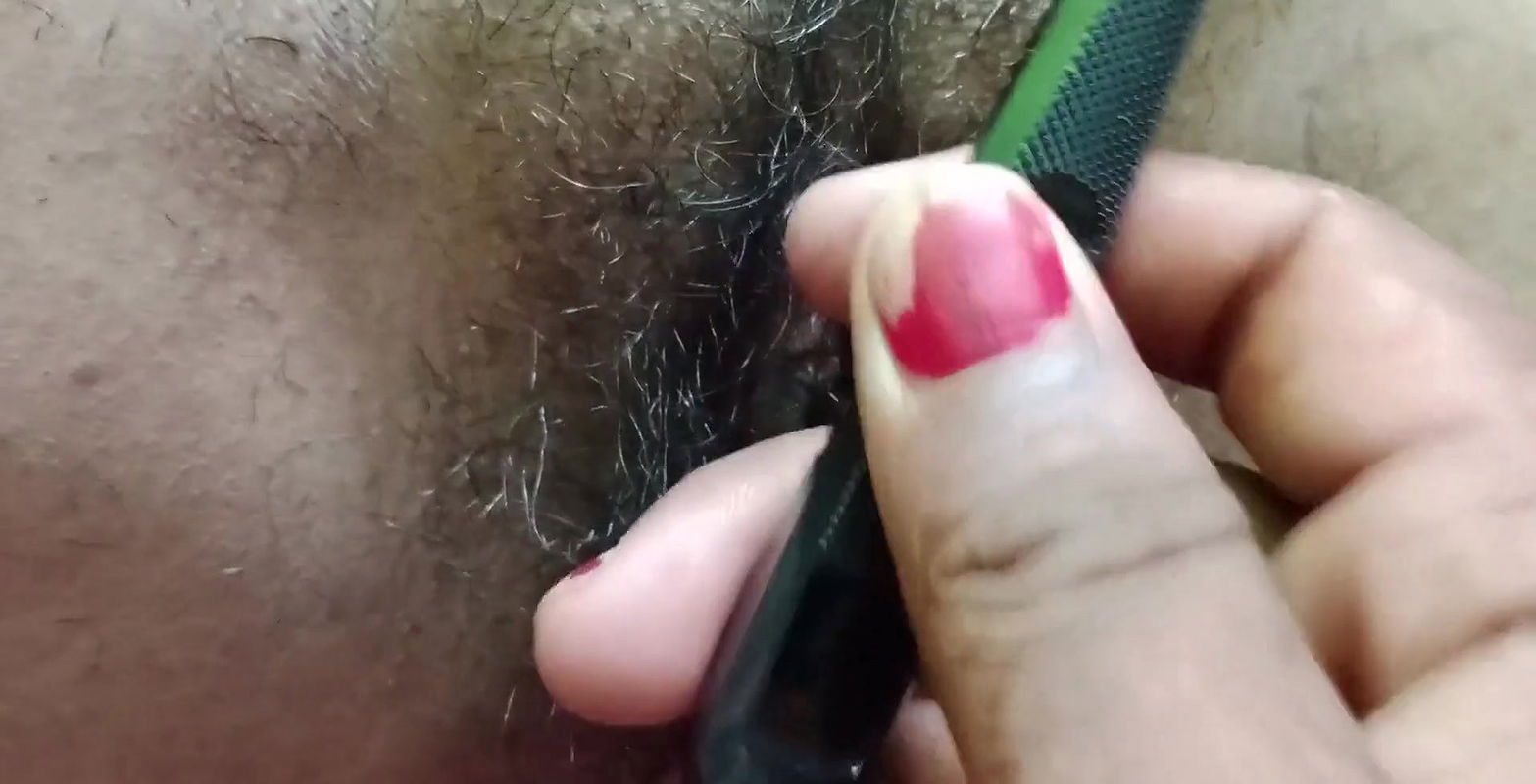 Desi wife’s pussy saving with her husband -sexy hot pussy