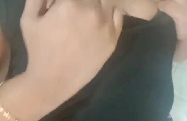 Fingering pussy honey