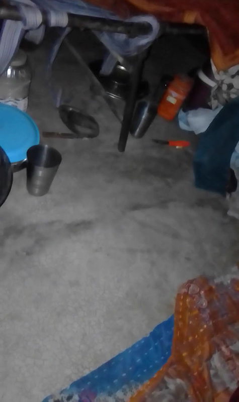 Hindu dDharm Patni ko Choda Rahat Mein so raha tha