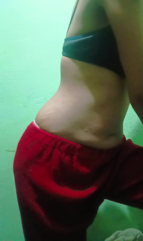 Someone make a video with me comments fast I am living alone subscribe this channel and enjoy with me guys