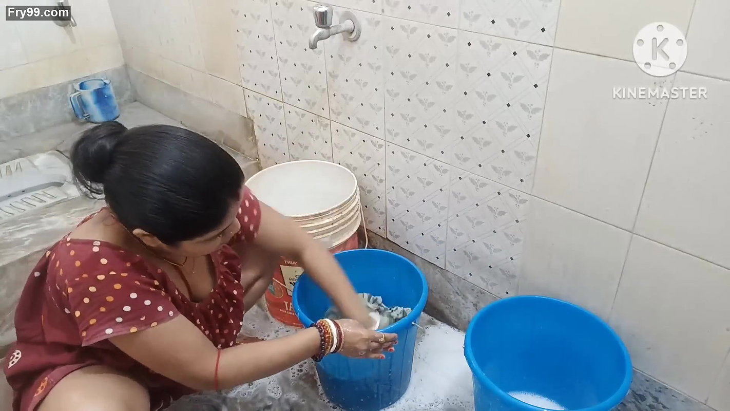 Hot aunty cloths washing vlog Bedsheet washing vlog