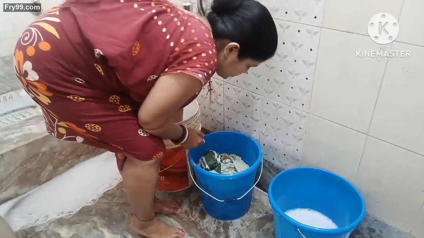 Hot aunty cloths washing vlog Bedsheet washing vlog