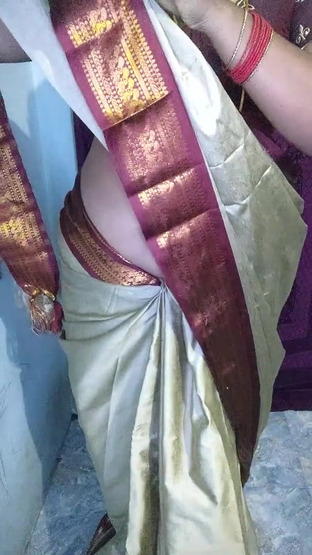 Tamil Aunty Silk Saree Draping