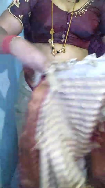 Tamil Aunty Silk Saree Draping