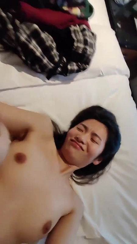 cute hriy burma call firl