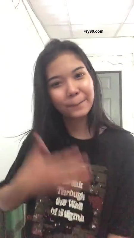 Burma cute open her dress