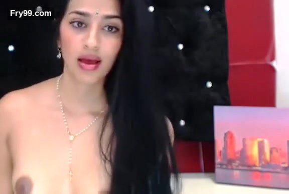 Indian Girl Ashmita Cam Show – Movies