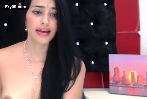 Indian Girl Ashmita Cam Show – Movies