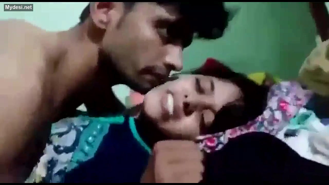 Desi lovers enjoying first time sex oline