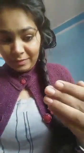 Cute Tamil girl pussy and fingering