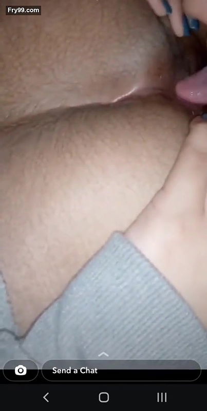 UK Teen Girl and Her Bestfriend Record Snapchat Video To Her Boyfriend