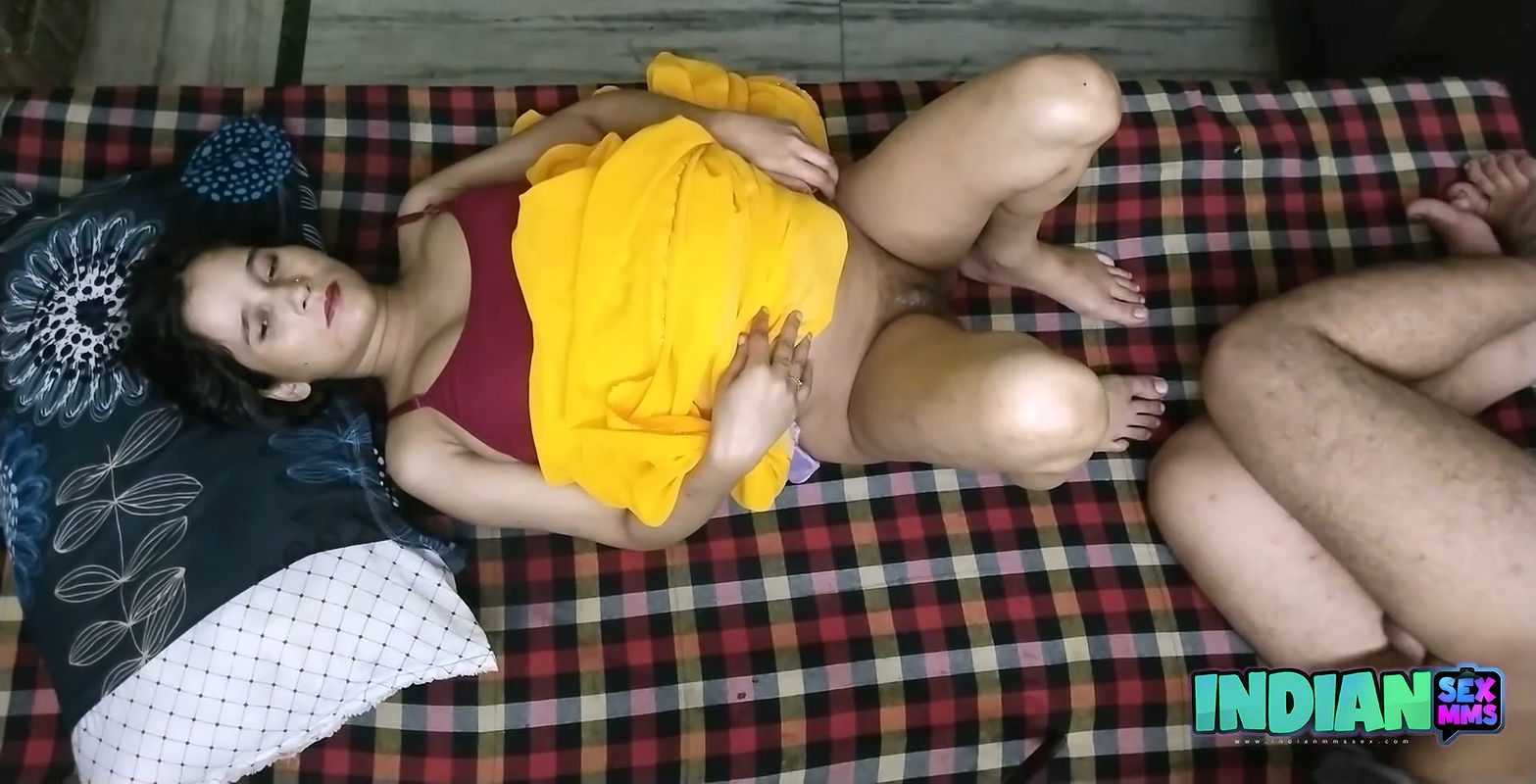 Indian Home Sex With Beautiful Desi Young Wife Pussy Fucking Hardsex