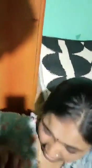 Cheater bhabhi happily giving blowjob and pussy licking by devar