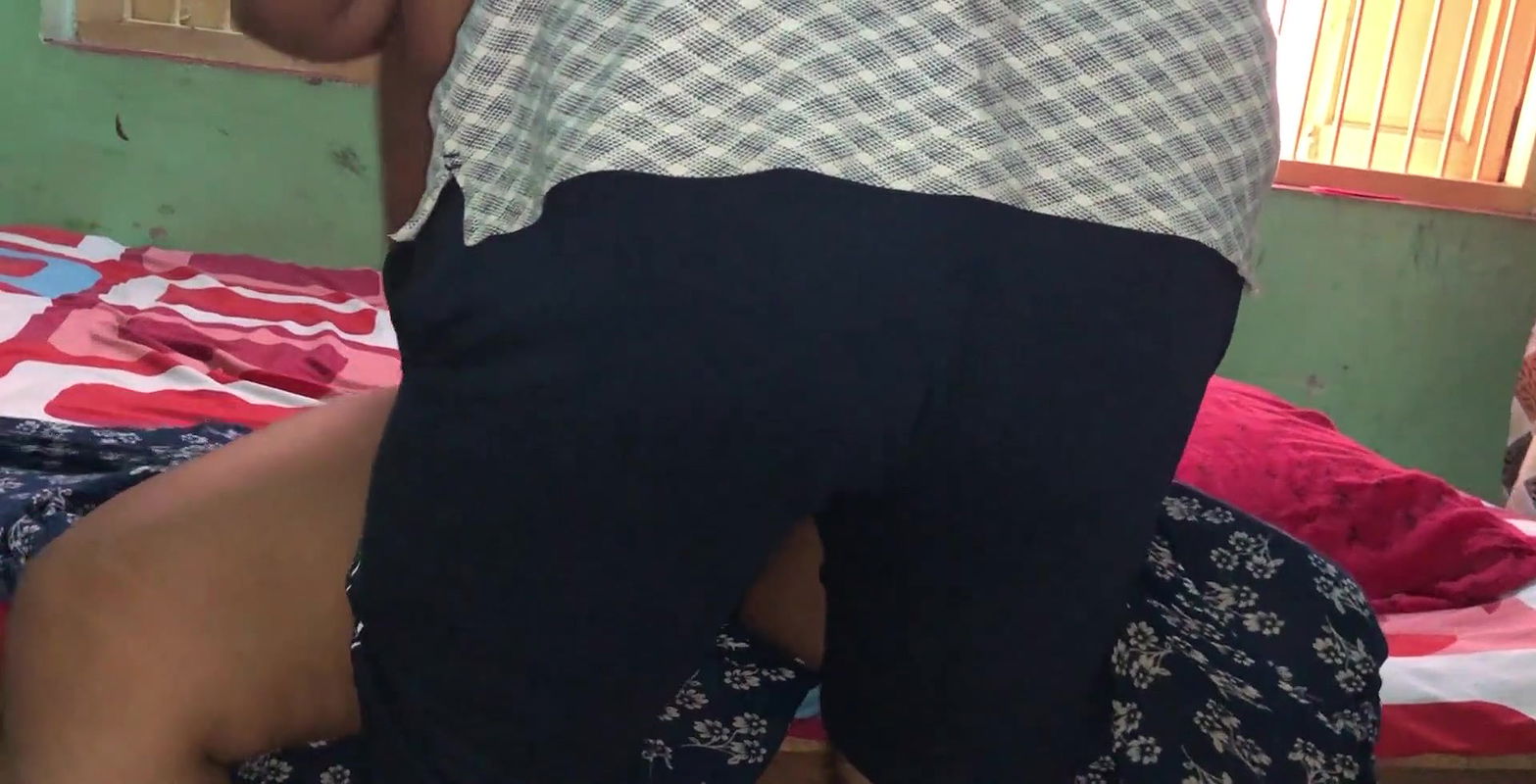 Jawan Aunty Apne Bhatije se Chudwayi