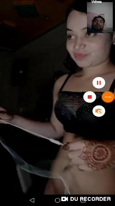 Cute paki Girl Shows Her Ass and Pussy On VC