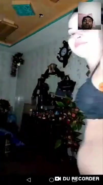 Cute paki Girl Shows Her Ass and Pussy On VC