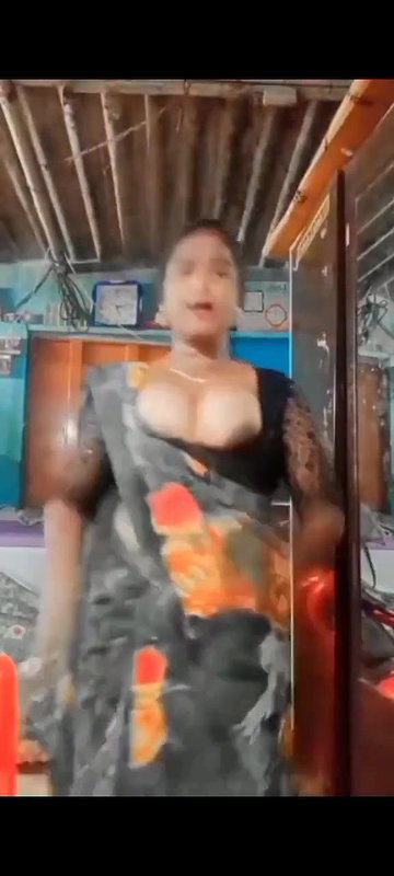 Naughty South Indian Bhabhi Nude Dance