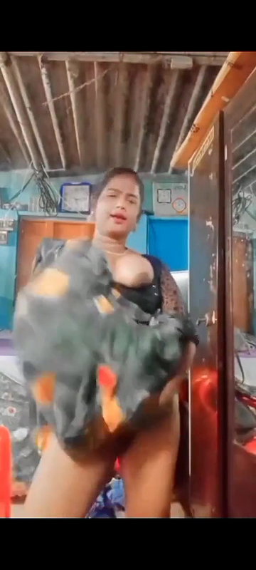 Naughty South Indian Bhabhi Nude Dance