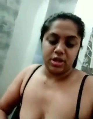 Sexy Bhabi Bathroom Show