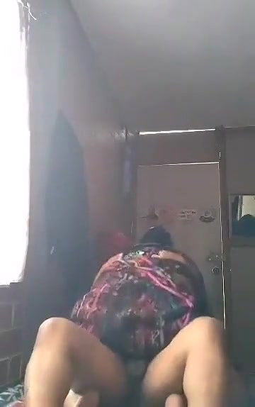 Cogiendo a la Chapina