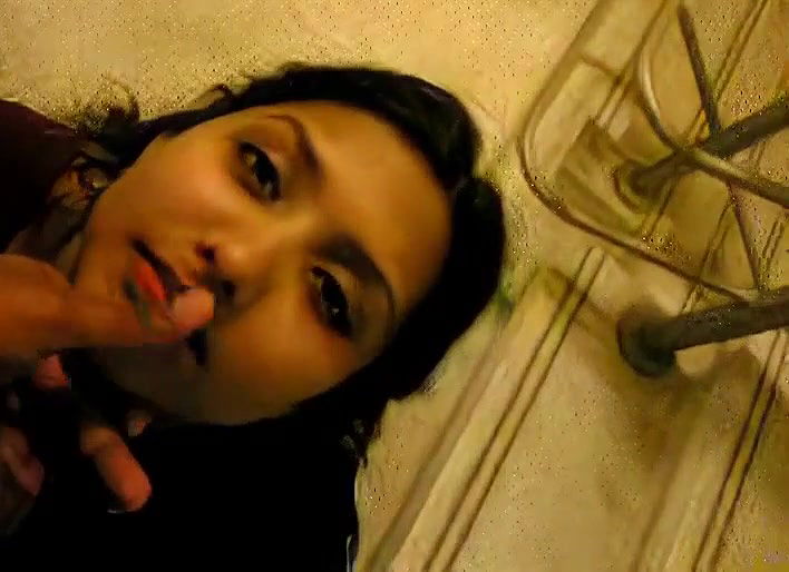 Bhabhi Kiss with boy