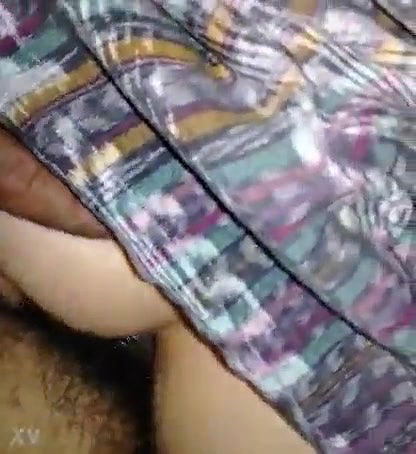 Chapuna de corte con la verga en culo