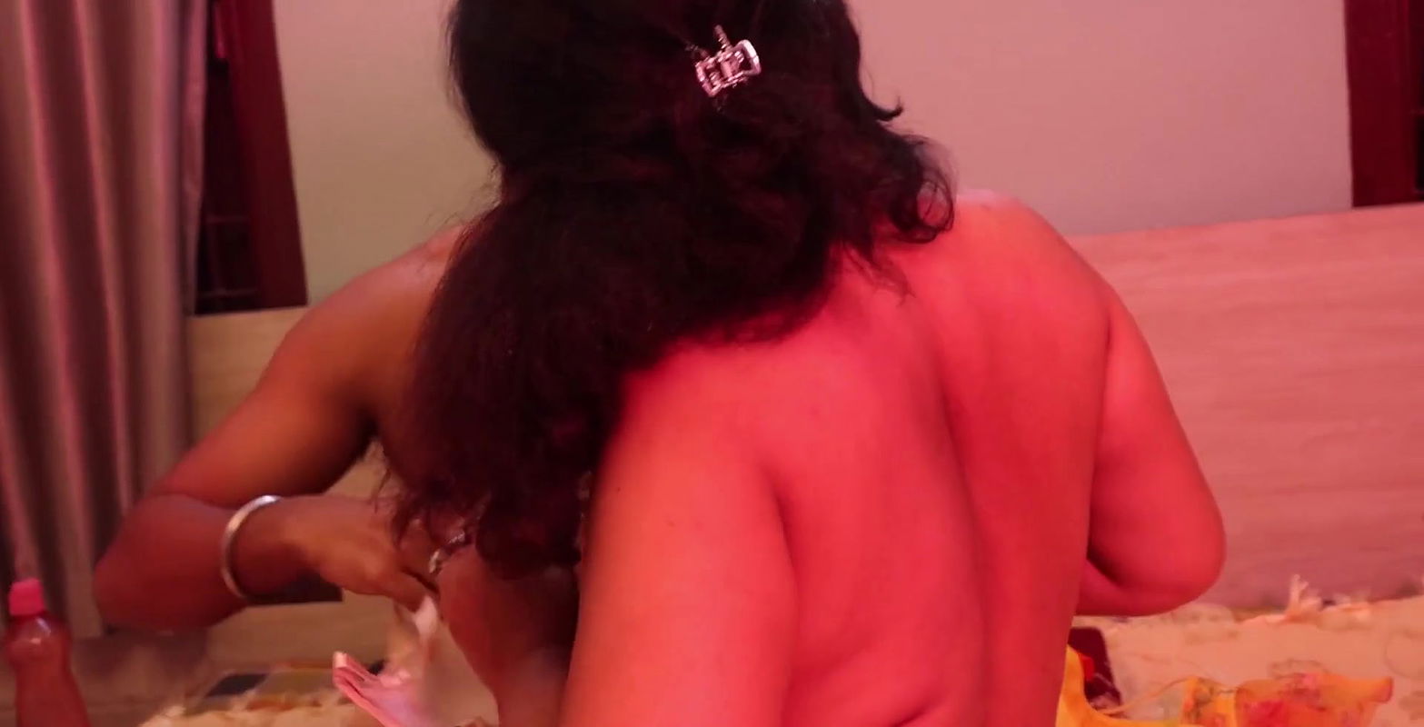 Devar ne apne bhabhi ka jism ka pyaas bujhaya