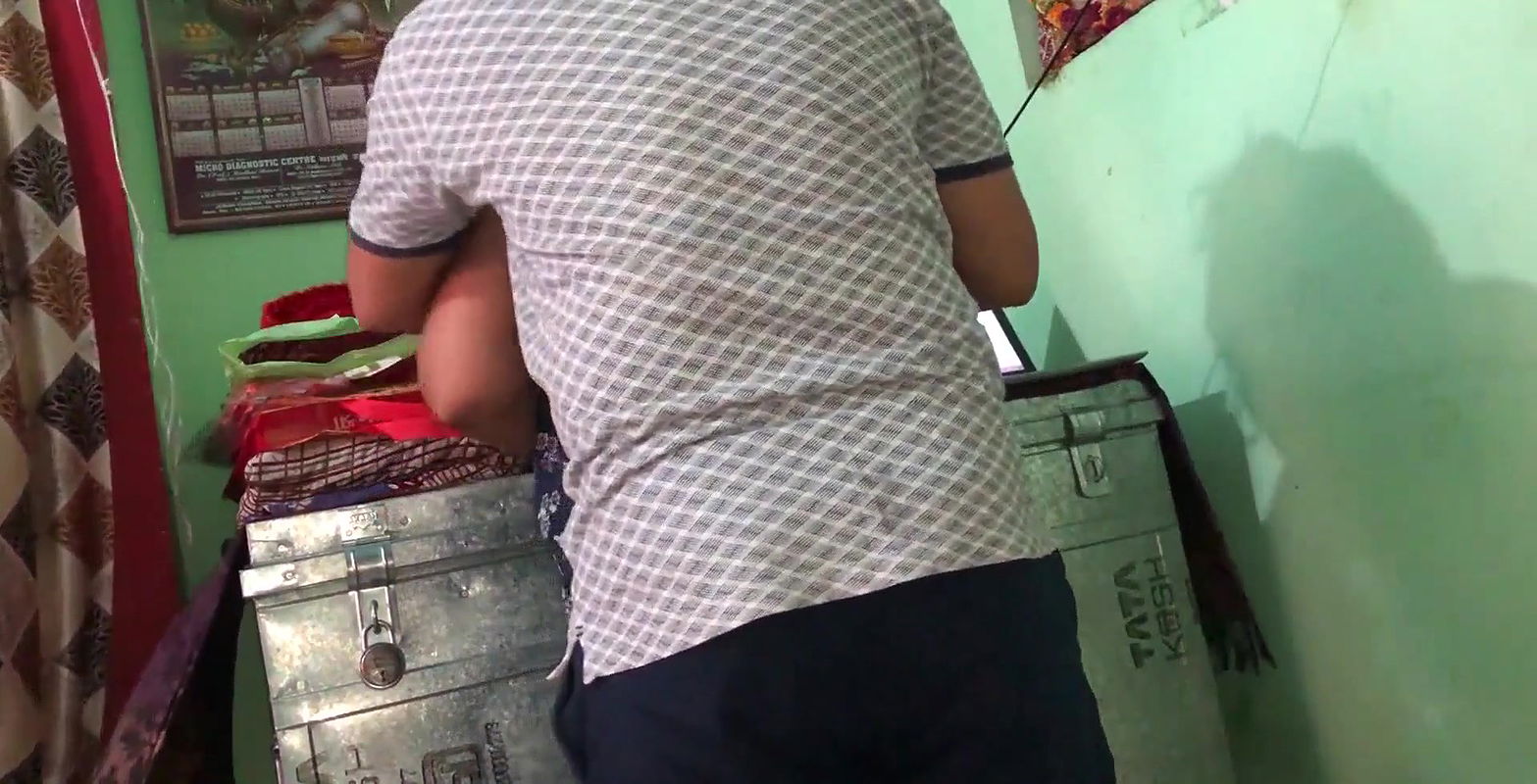 Indian Stepmom Gets Her Pussy Fucked