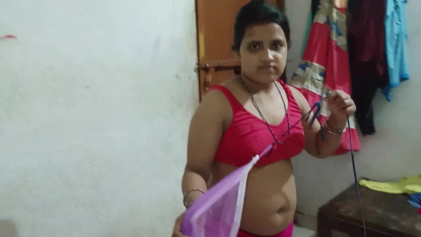 Desi village hot wife make video for youtube