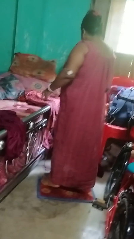 Bengali sexy village aunty bath video – 2