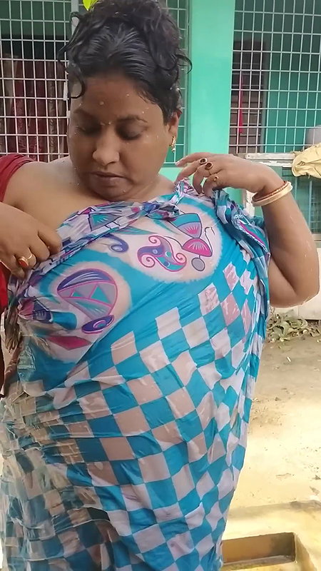 Bengali sexy village aunty bath video – 6