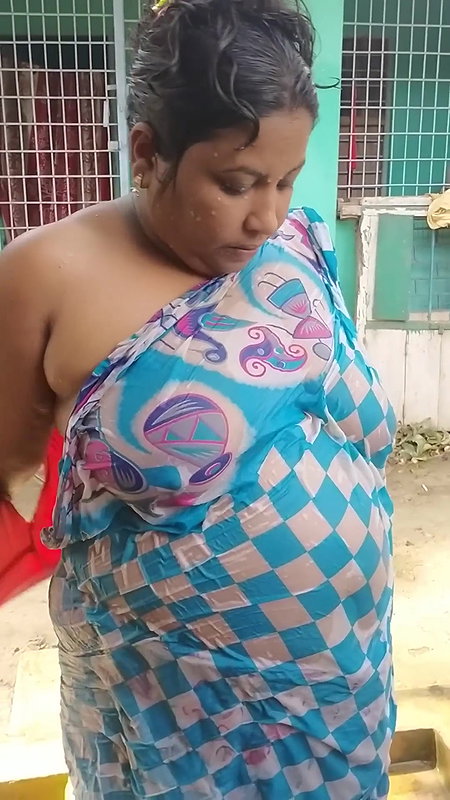 Bengali sexy village aunty bath video – 6