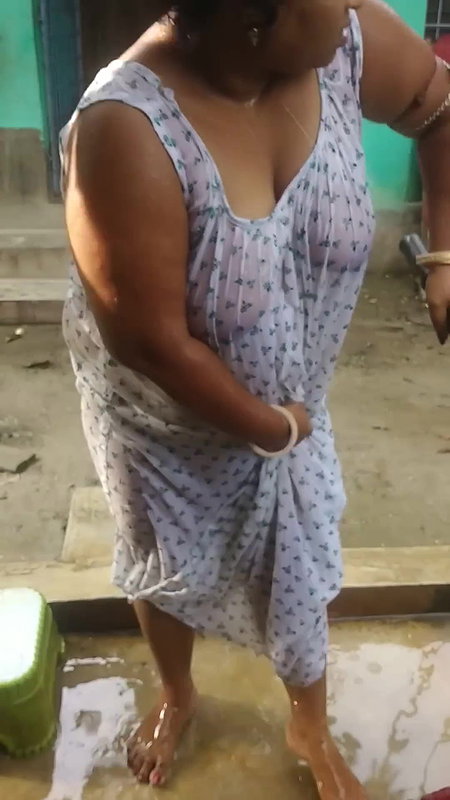 Bengali sexy village aunty bath video – 9