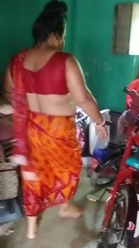 Bengali sexy village aunty bath video – 11