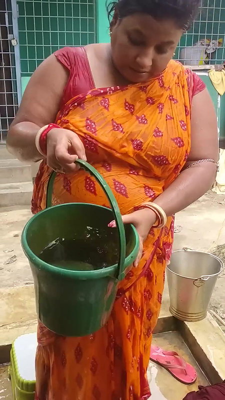 Bengali sexy village aunty bath video – 11