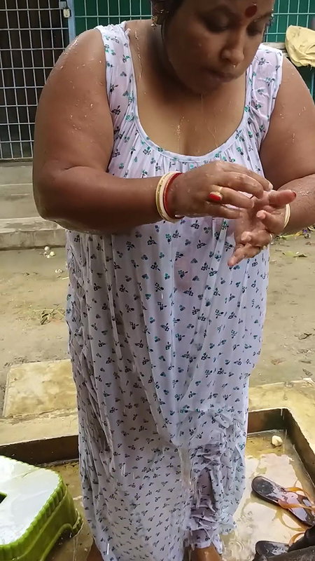 Bengali sexy village aunty bath video – 12