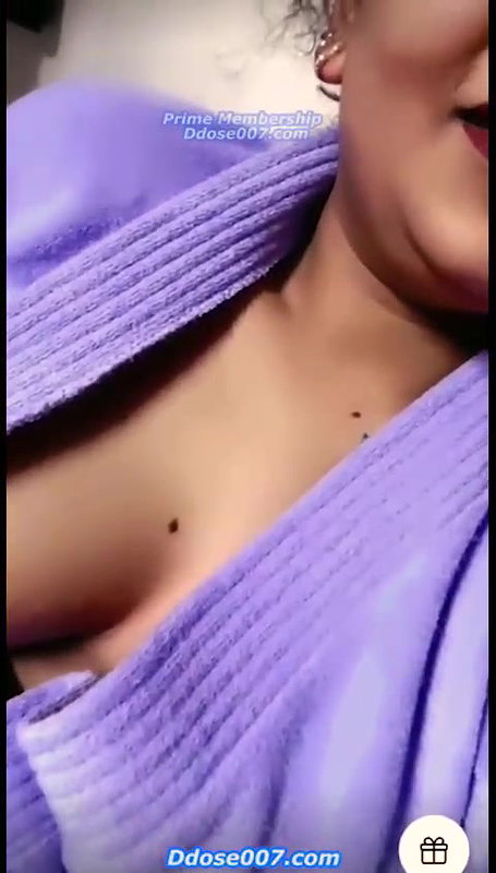 NIKKU aka Nikita, Popular Insta Model & YouTuber, Showing Boobs & Pussy on PREMIUM Tango Live ~ with FACE