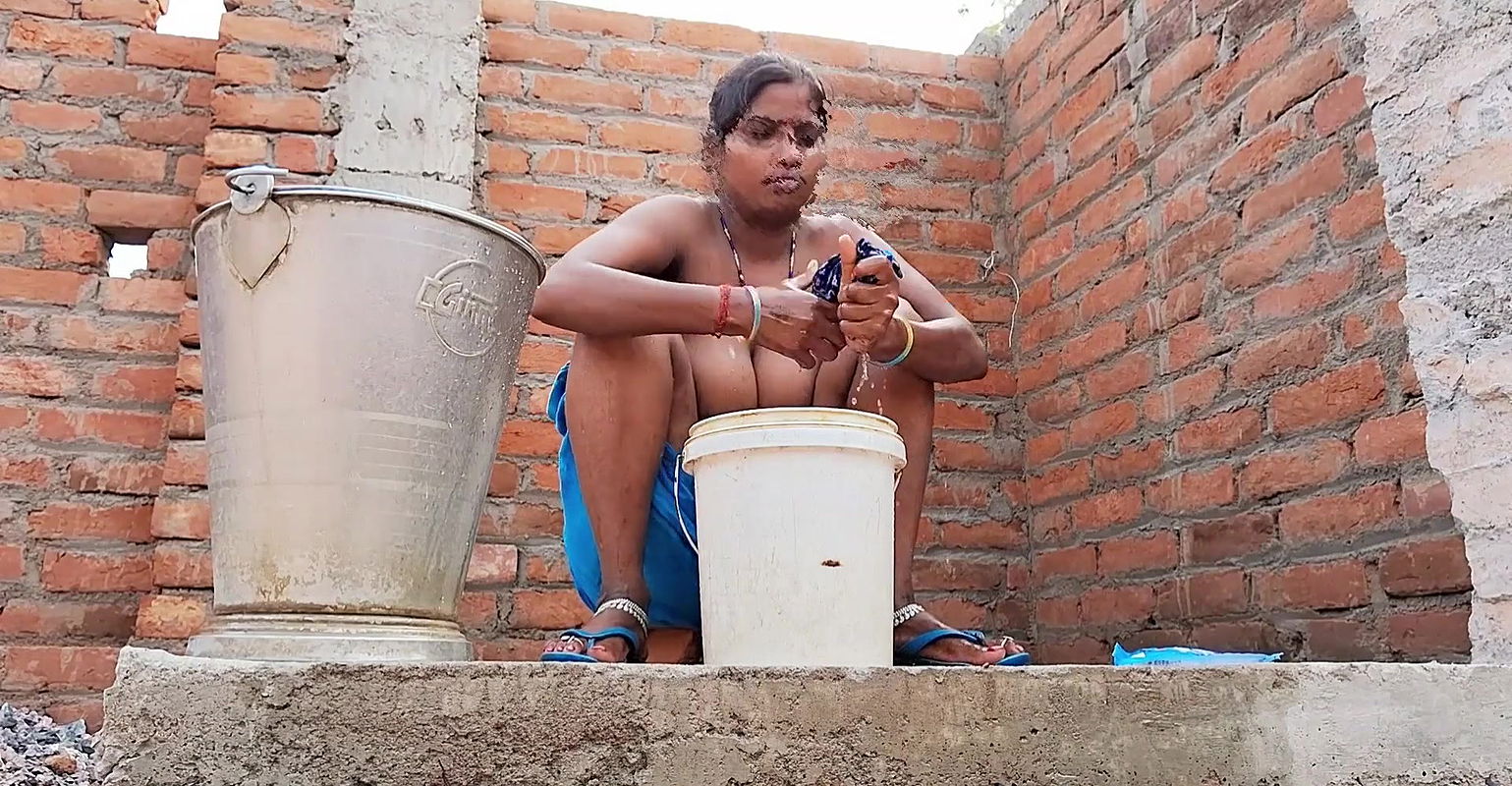 I’m Washing Her Cloth and Fingering Her Tight Cremie Pussy