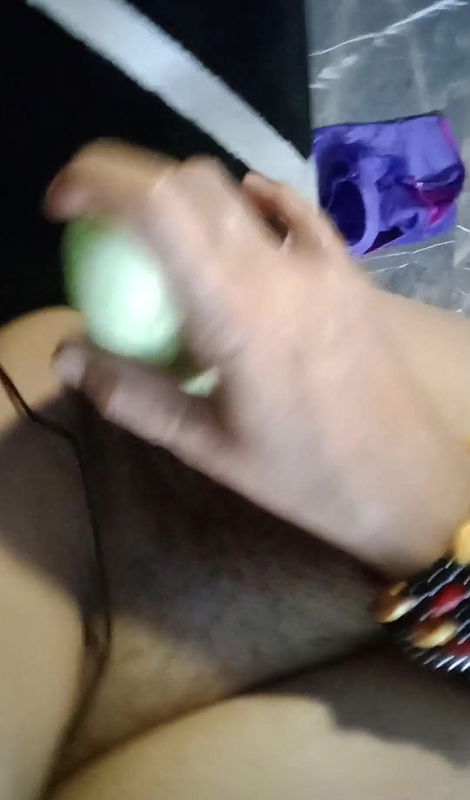 Indian Women Handjob with Cucumber Her Pussy Hot Clit Bobs Nippal Sexy Women