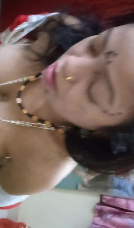 Nude Dance Indian Village Aunty Hot Boobs Nippal Pussy in Desi Style Sexy Slow Motion